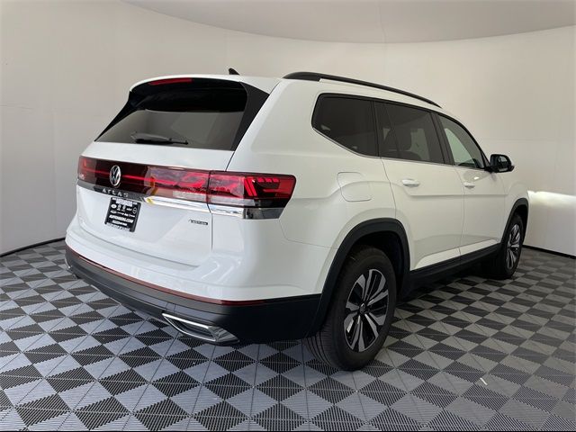 2024 Volkswagen Atlas 2.0T SE