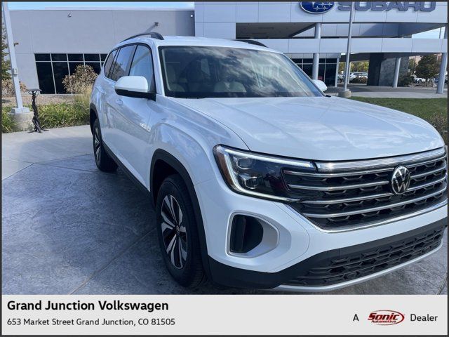 2024 Volkswagen Atlas 2.0T SE