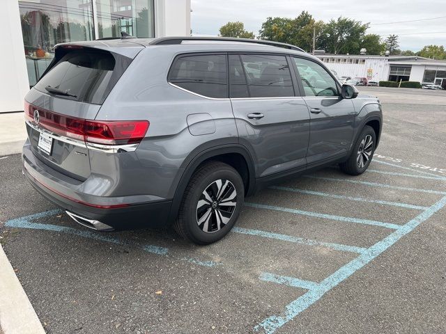 2024 Volkswagen Atlas 2.0T SE