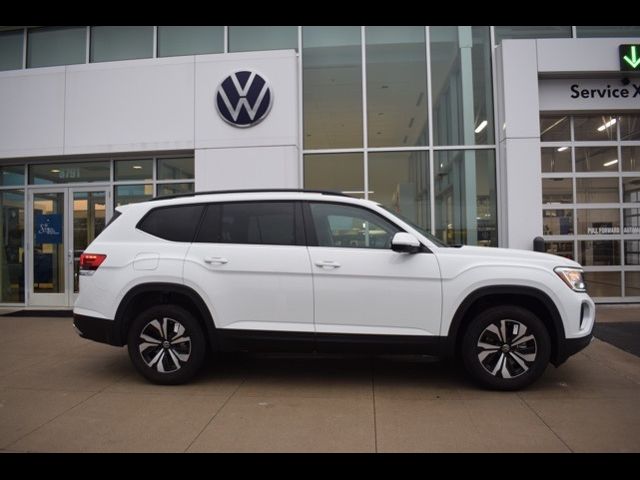 2024 Volkswagen Atlas 2.0T SE