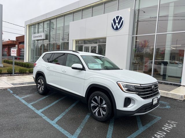 2024 Volkswagen Atlas 2.0T SE