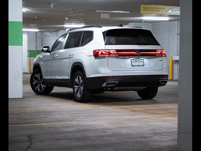 2024 Volkswagen Atlas 2.0T SE