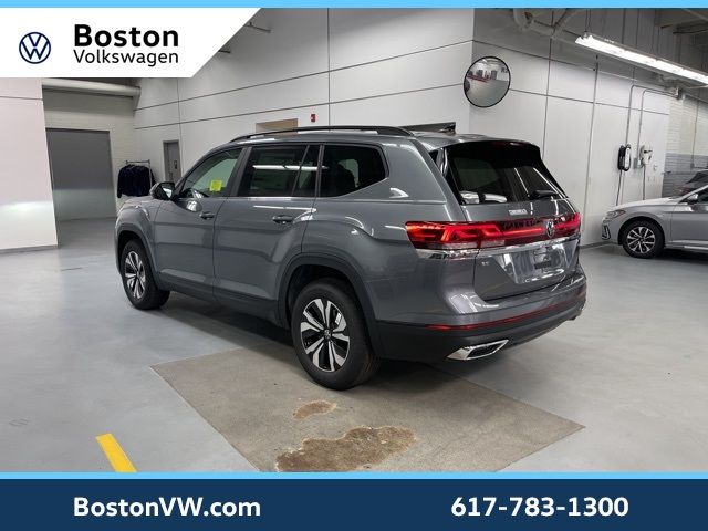 2024 Volkswagen Atlas 2.0T SE