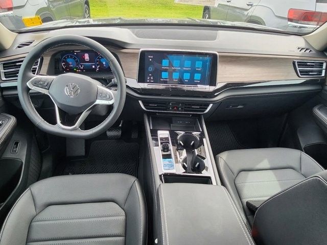 2024 Volkswagen Atlas 2.0T SEL