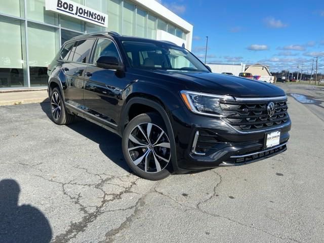 2024 Volkswagen Atlas 2.0T SEL Premium R-Line