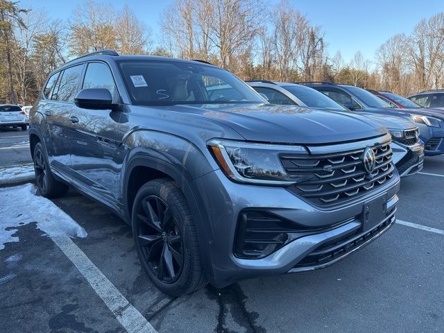 2024 Volkswagen Atlas 2.0T SEL Premium R-Line