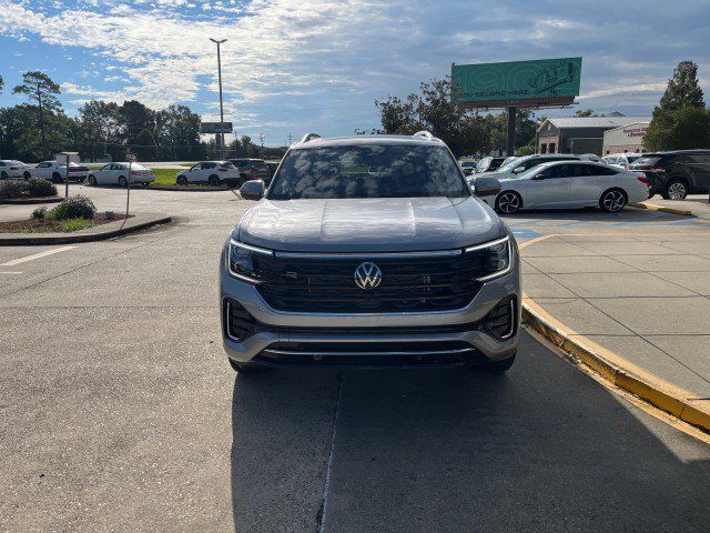 2024 Volkswagen Atlas 2.0T SEL Premium R-Line