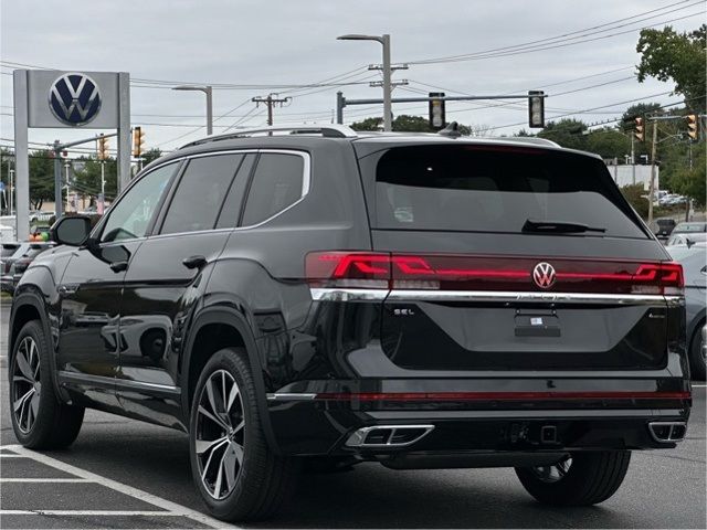 2024 Volkswagen Atlas 2.0T SEL Premium R-Line