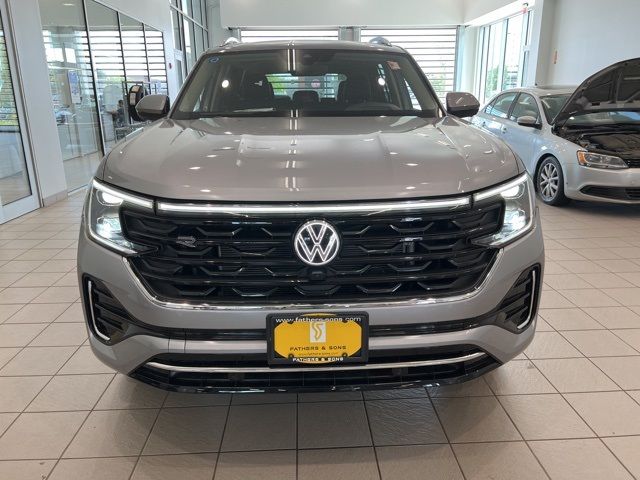 2024 Volkswagen Atlas 2.0T SEL Premium R-Line