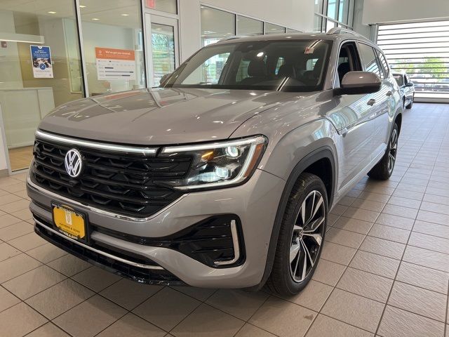 2024 Volkswagen Atlas 2.0T SEL Premium R-Line