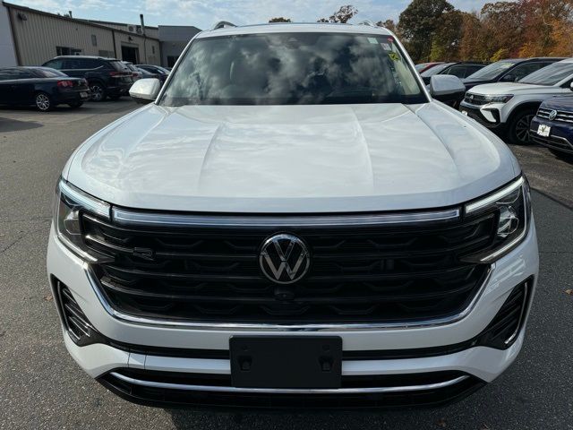 2024 Volkswagen Atlas 2.0T SEL Premium R-Line