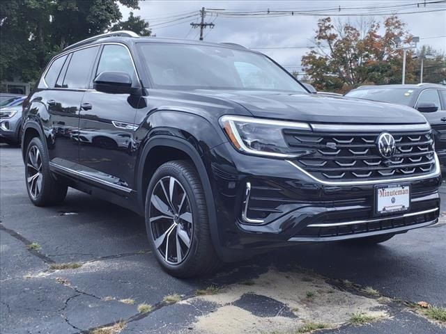 2024 Volkswagen Atlas 2.0T SEL Premium R-Line