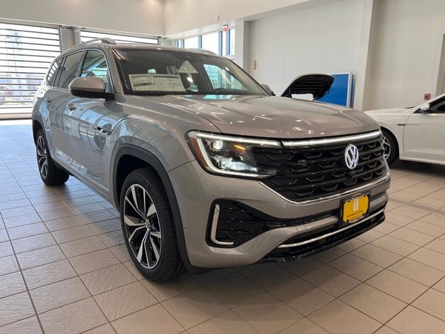 2024 Volkswagen Atlas 2.0T SEL Premium R-Line