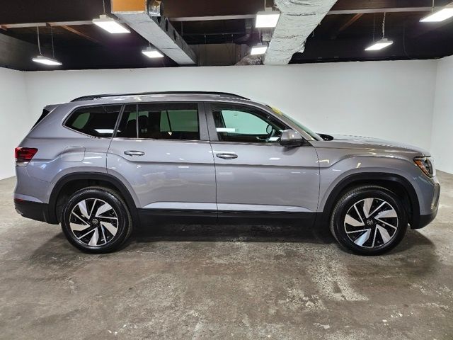 2024 Volkswagen Atlas 2.0T SE Technology