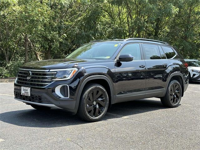 2024 Volkswagen Atlas 2.0T SE Technology