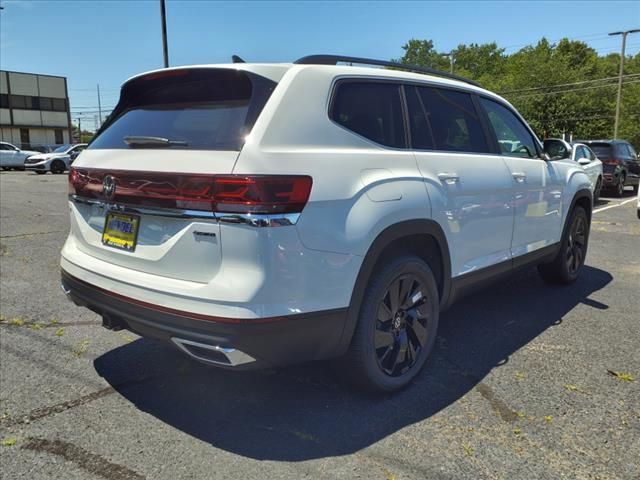 2024 Volkswagen Atlas 2.0T SE Technology