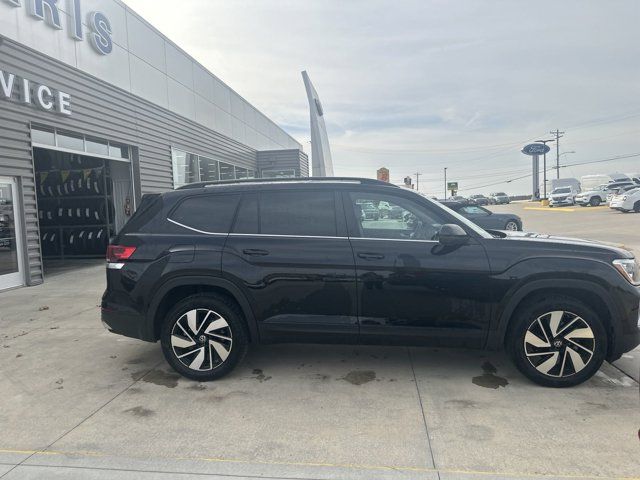 2024 Volkswagen Atlas 2.0T SE Technology