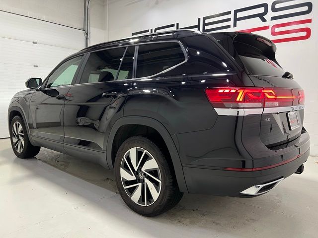 2024 Volkswagen Atlas 2.0T SE Technology