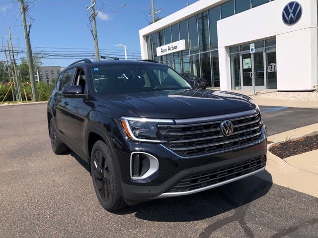 2024 Volkswagen Atlas 2.0T SE Technology