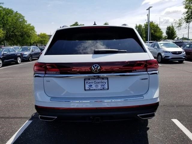 2024 Volkswagen Atlas 2.0T SE Technology