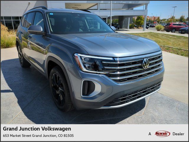 2024 Volkswagen Atlas 2.0T SE Technology