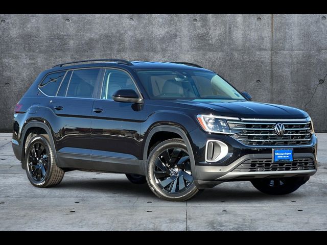 2024 Volkswagen Atlas 2.0T SE Technology