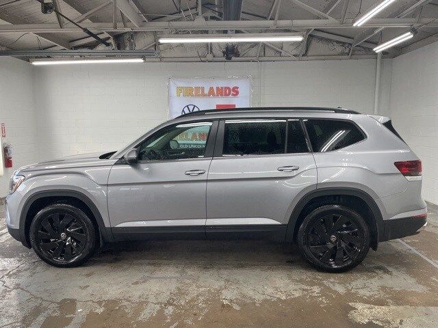 2024 Volkswagen Atlas 2.0T SE Technology