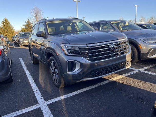 2024 Volkswagen Atlas 2.0T SE Technology