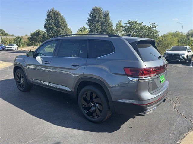 2024 Volkswagen Atlas 2.0T SE Technology