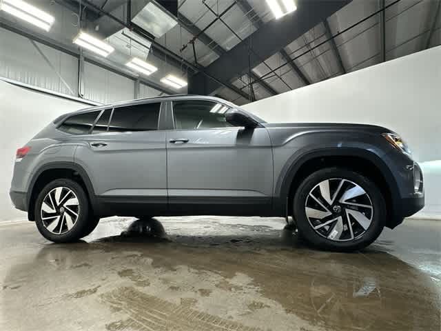 2024 Volkswagen Atlas 2.0T SE Technology