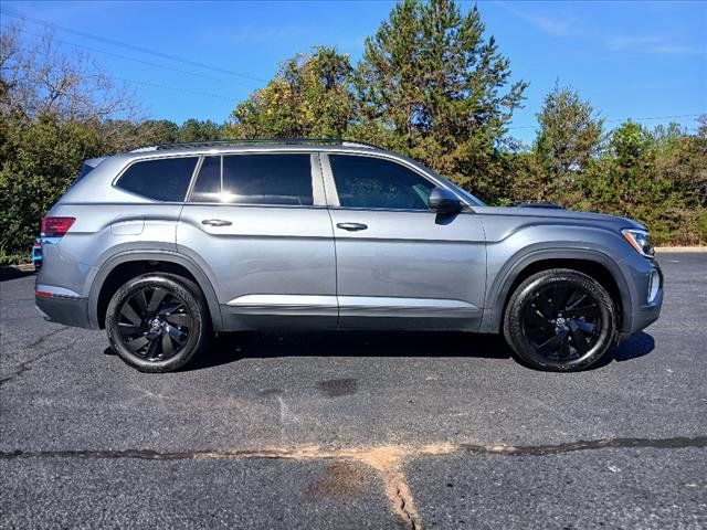 2024 Volkswagen Atlas 2.0T SE Technology