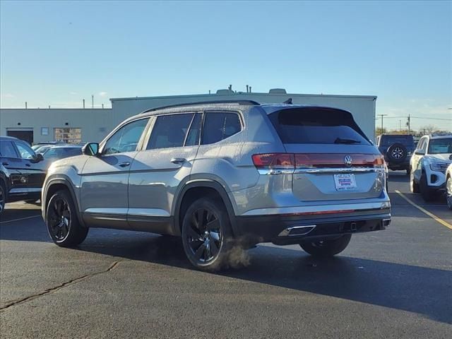 2024 Volkswagen Atlas 2.0T SE Technology