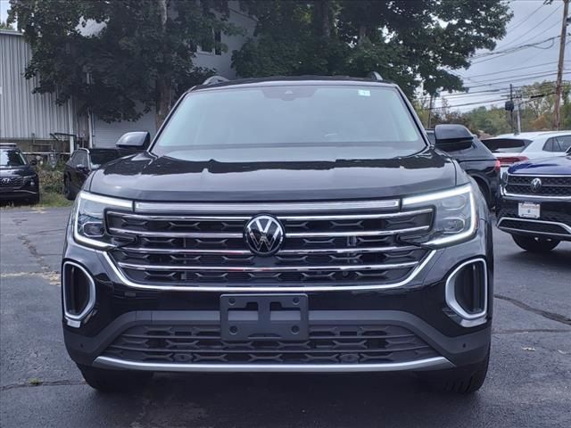 2024 Volkswagen Atlas 2.0T SE Technology