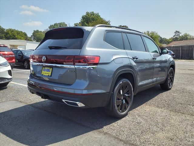 2024 Volkswagen Atlas 2.0T SE Technology