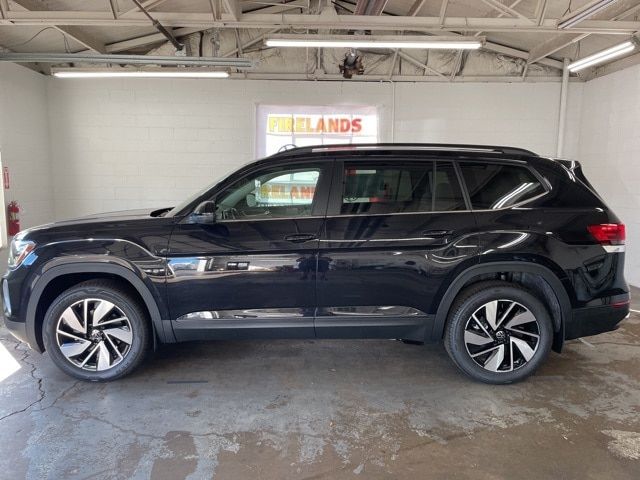 2024 Volkswagen Atlas 2.0T SE Technology