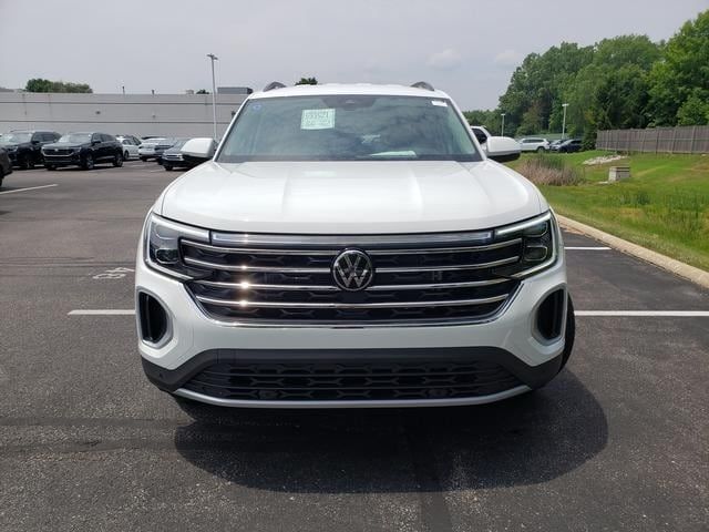 2024 Volkswagen Atlas 2.0T SE Technology