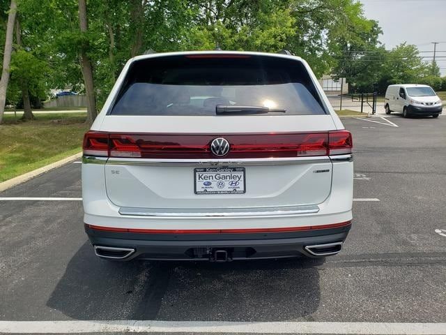 2024 Volkswagen Atlas 2.0T SE Technology