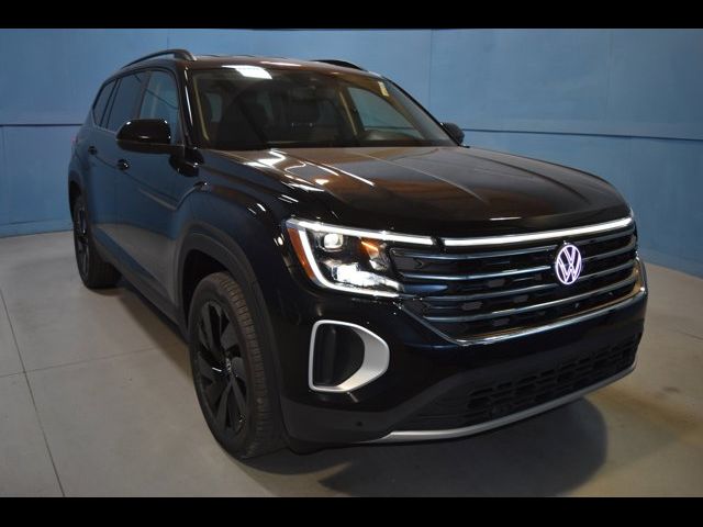 2024 Volkswagen Atlas 2.0T SE Technology