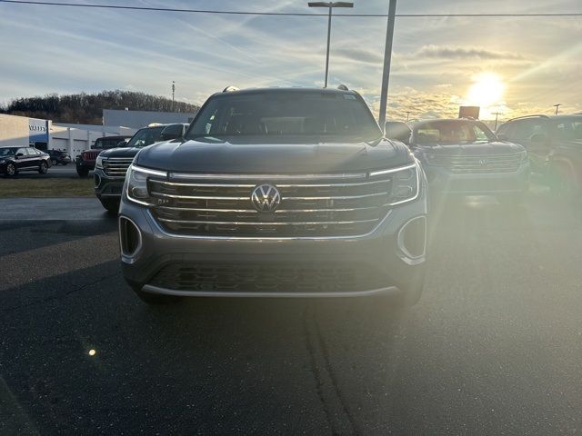 2024 Volkswagen Atlas 2.0T SE Technology