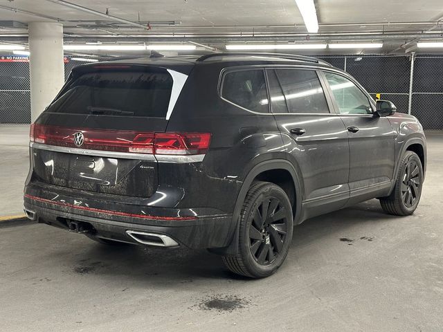 2024 Volkswagen Atlas 2.0T SE Technology