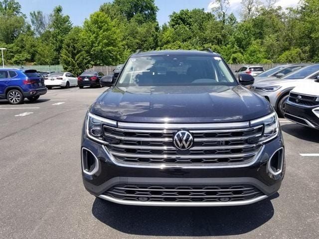 2024 Volkswagen Atlas 2.0T SE Technology