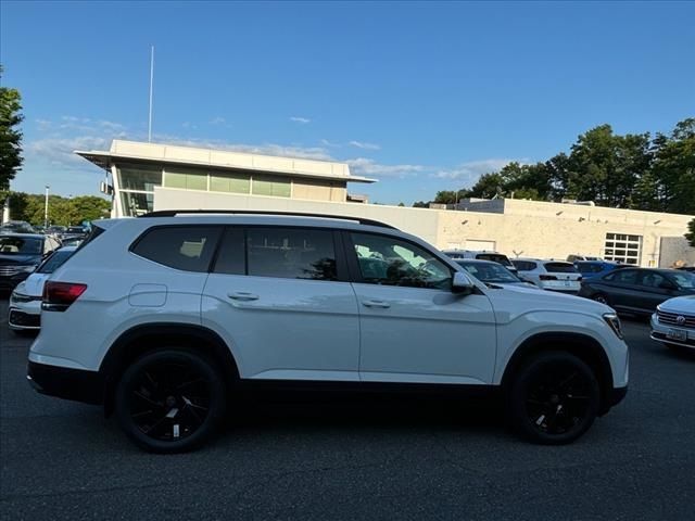 2024 Volkswagen Atlas 2.0T SE Technology