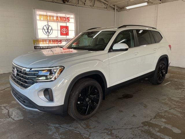 2024 Volkswagen Atlas 2.0T SE Technology