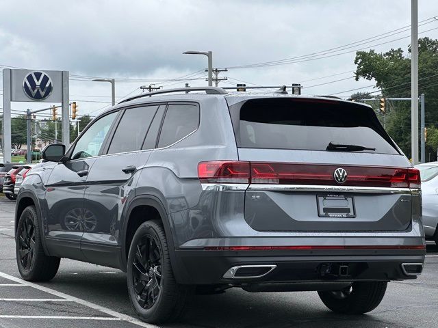 2024 Volkswagen Atlas 2.0T SE Technology