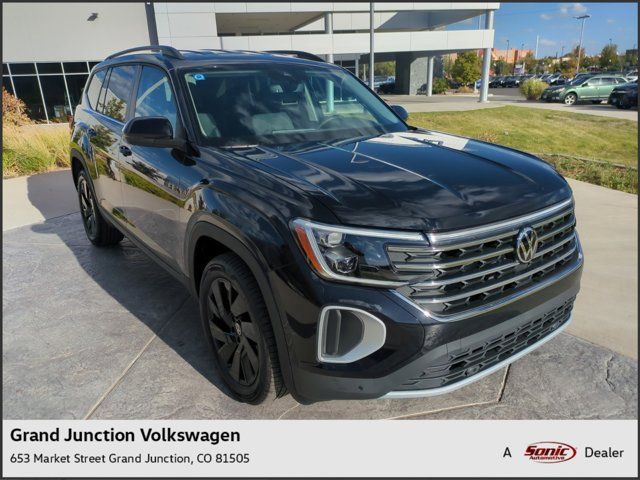 2024 Volkswagen Atlas 2.0T SE Technology