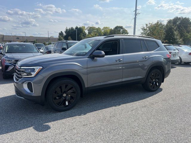 2024 Volkswagen Atlas 2.0T SE Technology