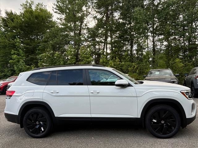 2024 Volkswagen Atlas 2.0T SE Technology