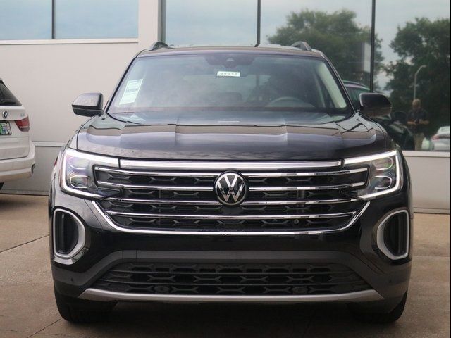 2024 Volkswagen Atlas 2.0T SE Technology