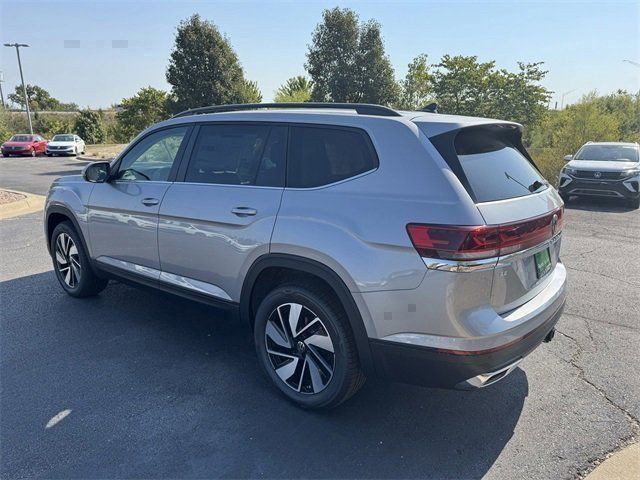 2024 Volkswagen Atlas 2.0T SE Technology