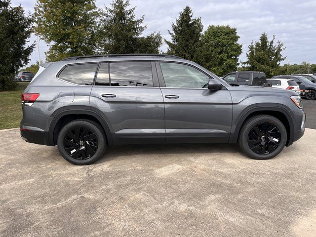 2024 Volkswagen Atlas 2.0T SE Technology